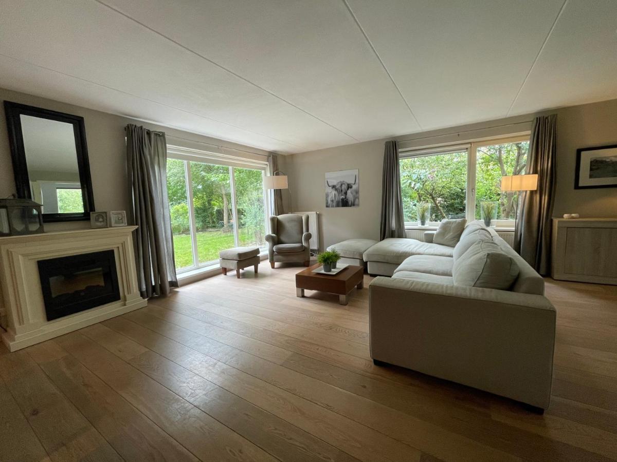 Villa Calma Rust Ruimte Luxe Inclusief Private Jacuzzi Zeewolde Bagian luar foto