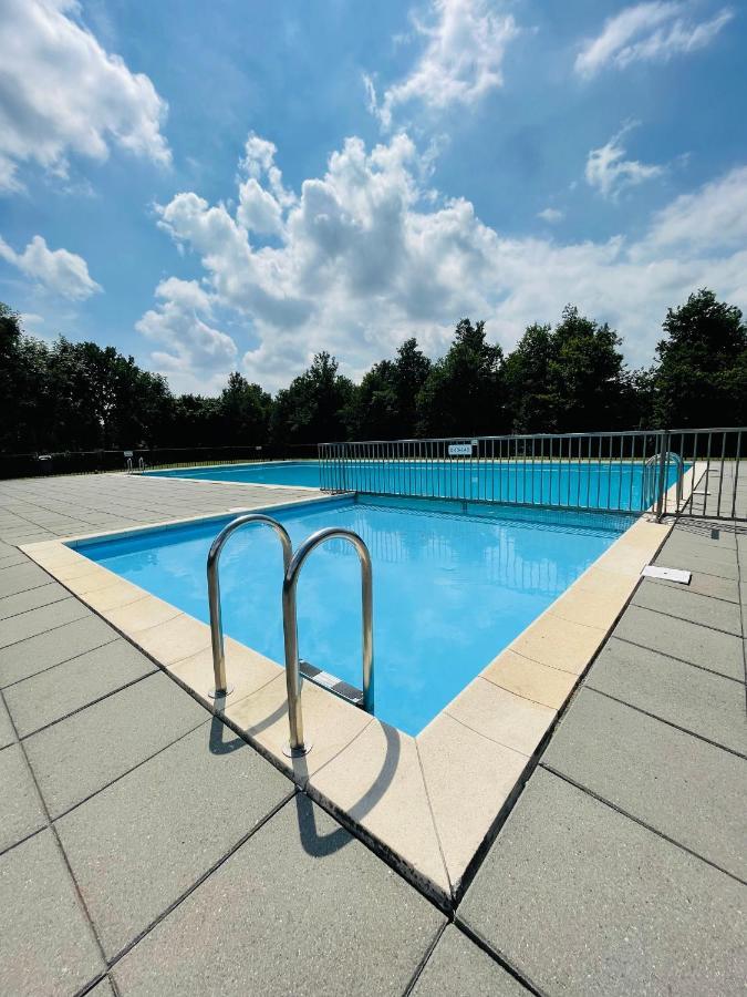 Villa Calma Rust Ruimte Luxe Inclusief Private Jacuzzi Zeewolde Bagian luar foto